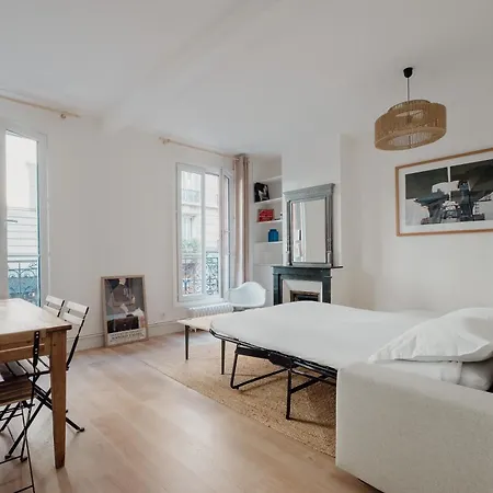 Veeve - White Beauty Apartment *
